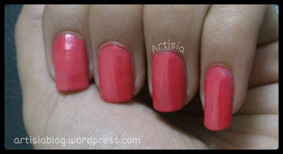 coral pink nail paint