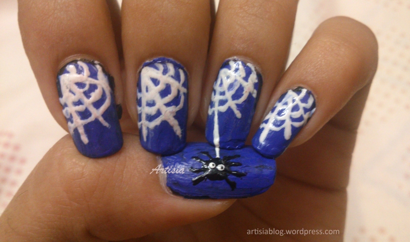 incy wincy spider web nail art halloween